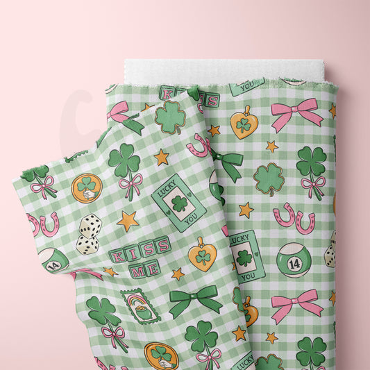 St Patricks Seamless Pattern Charms and Trinkets